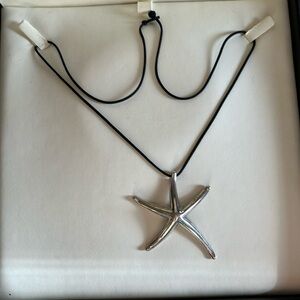 Tiffany & Co, Elsa Peretti. Beautiful large sterling silver starfish pendant.